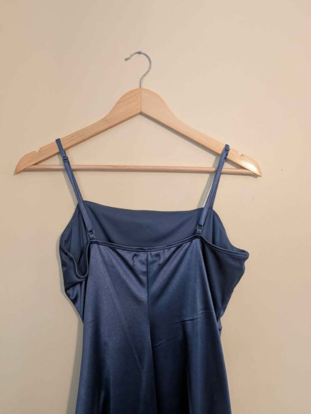 Cocktail Dress - Picture 4 of 4